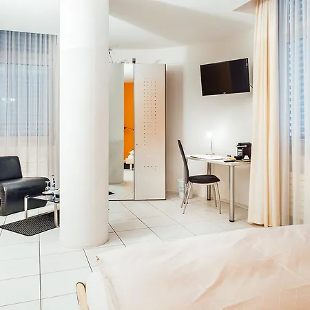 City Hotel 3*
